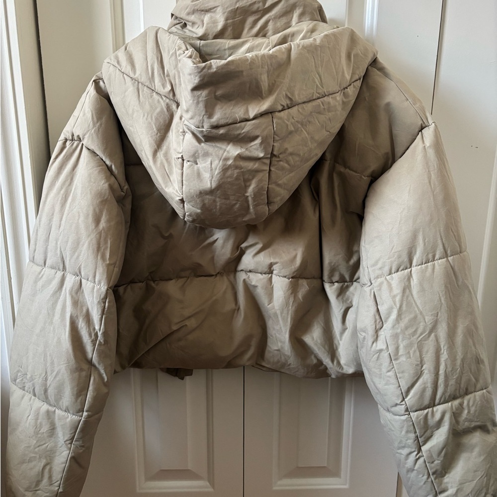 Zara Women's Beige Hooded Puffer Jacket - Picture 3 of 14